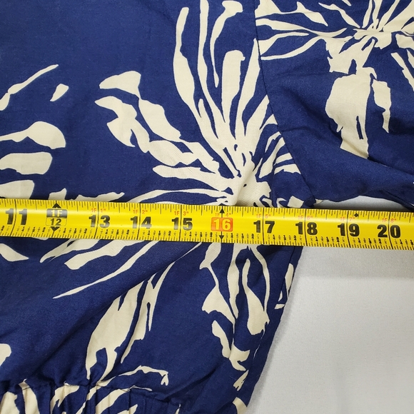 Zara Blue & Ivory Printed Cropped V Neck Button Down Knot Shortsleeve Top Size M - Picture 12 of 12